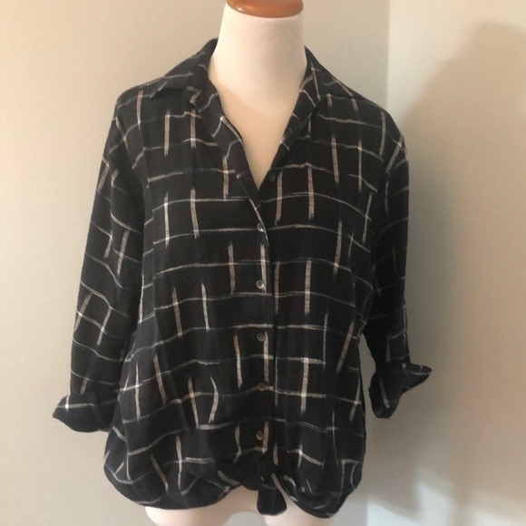 Billabong Front Tie Button Down Shirt - Picture 1 of 3
